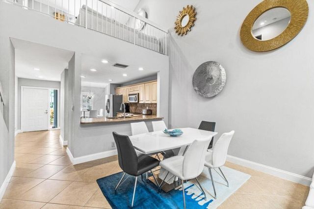 17064 Boca Club Boulevard 3, Boca Raton, FL 33487