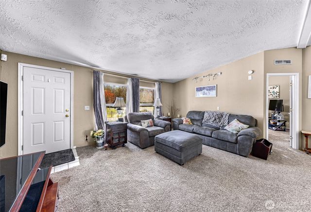 5649 Elder Road, Ferndale, WA 98248