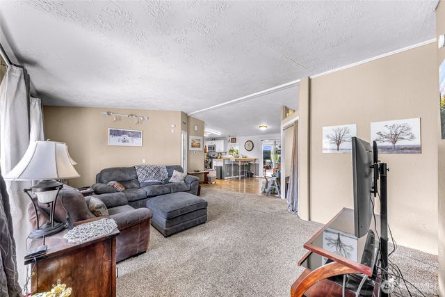 5649 Elder Road, Ferndale, WA 98248