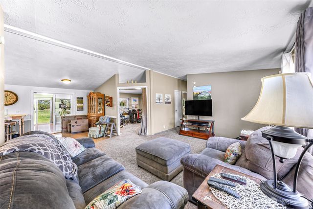 5649 Elder Road, Ferndale, WA 98248