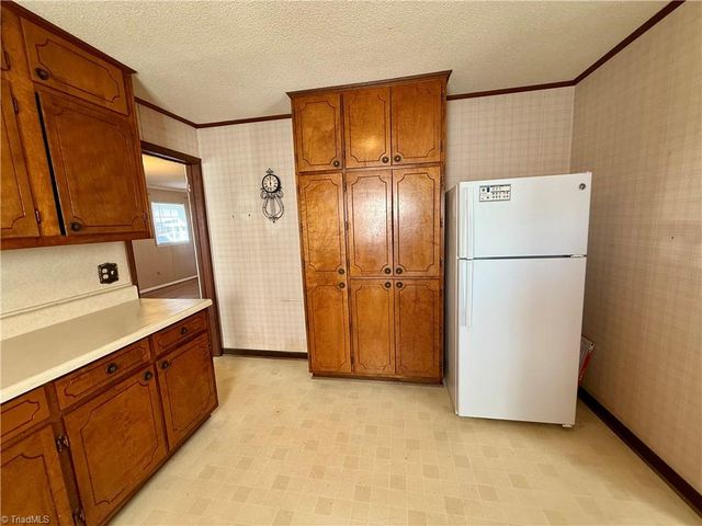 7468 NC Highway 135, Mayodan, NC 27027