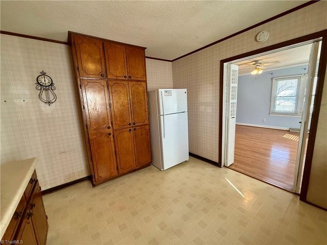 7468 NC Highway 135, Mayodan, NC 27027