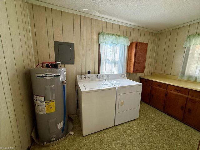 7468 NC Highway 135, Mayodan, NC 27027