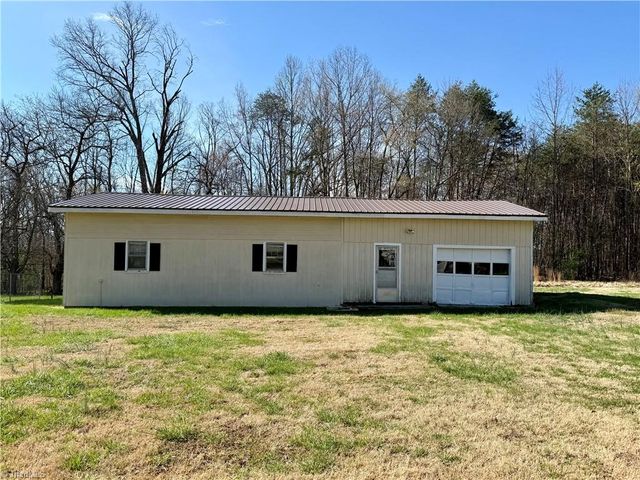 7468 NC Highway 135, Mayodan, NC 27027