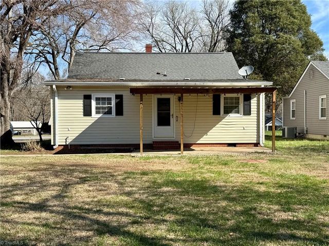 7468 NC Highway 135, Mayodan, NC 27027