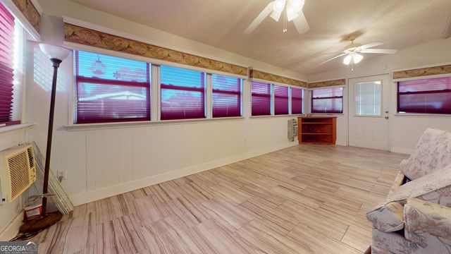 182 Angus Road, Swainsboro, GA 30401