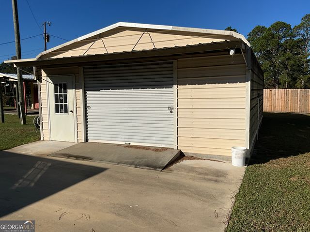 182 Angus Road, Swainsboro, GA 30401