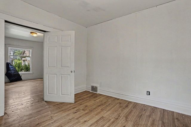 130 W Paterson Street, Kalamazoo City, MI 49007