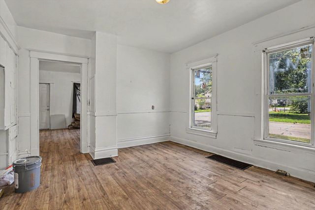 130 W Paterson Street, Kalamazoo City, MI 49007