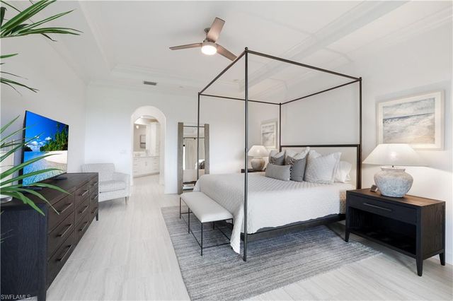 16371 Viansa WAY 202, Naples, FL 34110