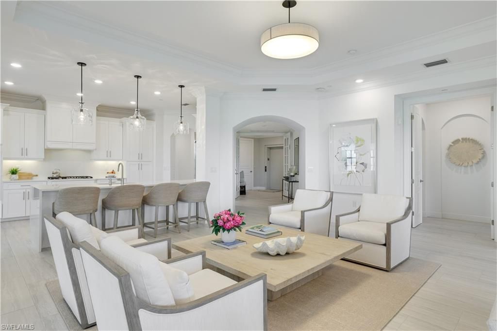 16371 Viansa WAY 202, Naples, FL 34110