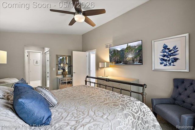 1932 Valley Lane, Orion Charter Township, MI 48360