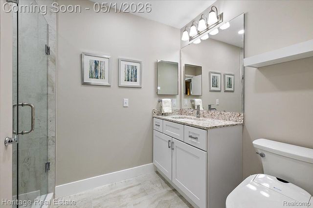 1932 Valley Lane, Orion Charter Township, MI 48360