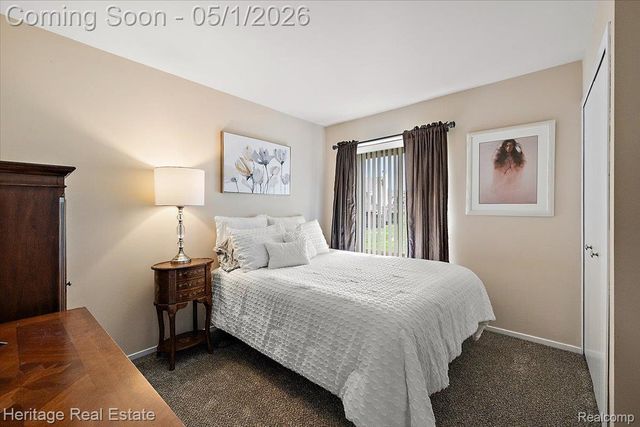 1932 Valley Lane, Orion Charter Township, MI 48360