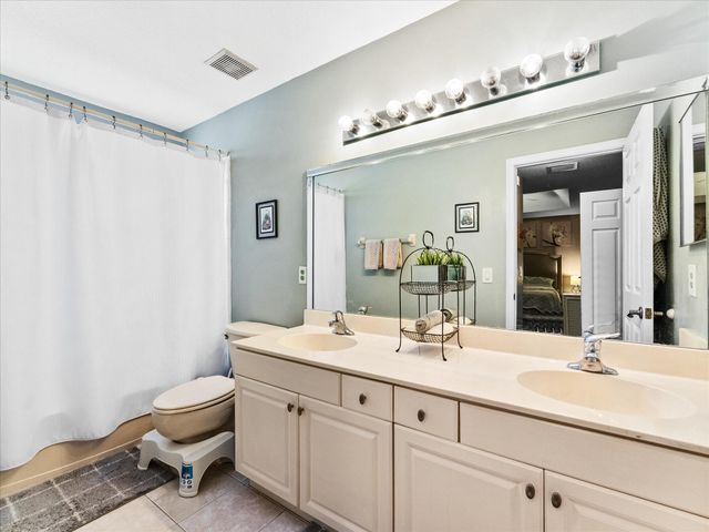 3422 Commodore Court, West Palm Beach, FL 33411