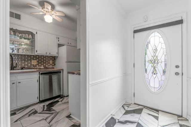 1824 N Hughes St Apt 1, Little Rock, AR 72207