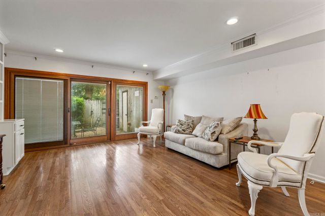 1824 N Hughes St Apt 1, Little Rock, AR 72207
