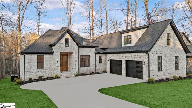 304 Ave Of Oaks, Anderson, SC 29621