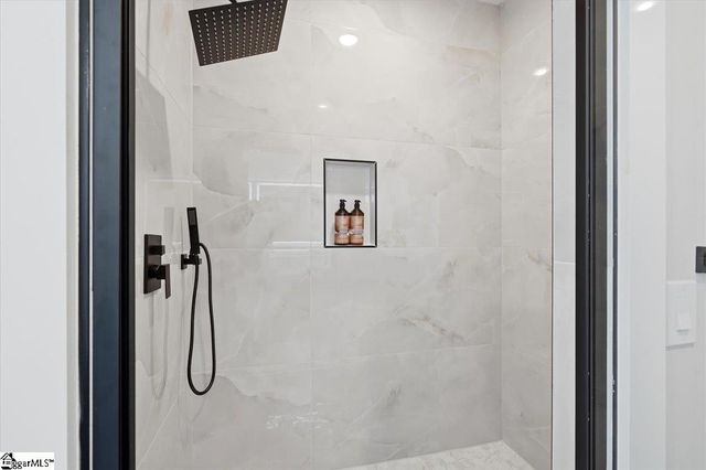 304 Ave Of Oaks, Anderson, SC 29621