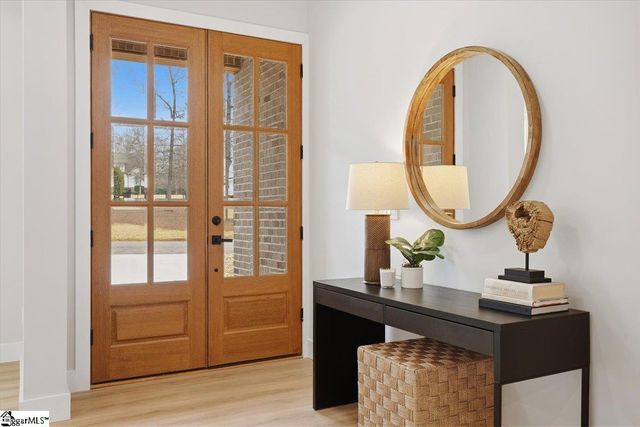 304 Ave Of Oaks, Anderson, SC 29621