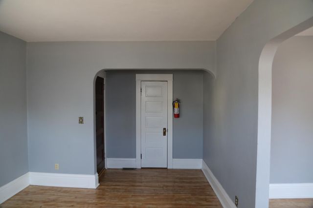 159 6th Avenue S, South Saint Paul, MN 55075
