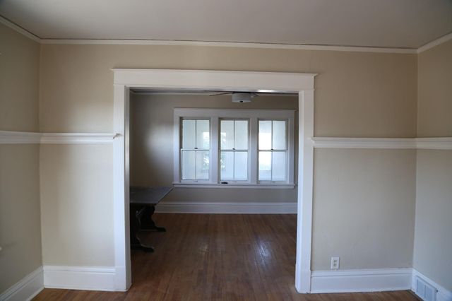 159 6th Avenue S, South Saint Paul, MN 55075
