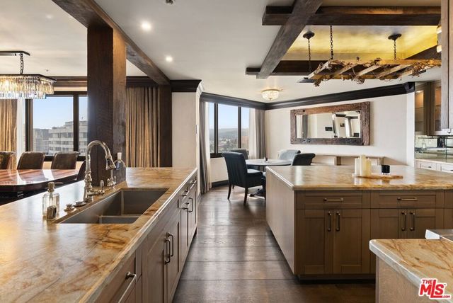 10560 Wilshire Boulevard 2003, Los Angeles, CA 90024