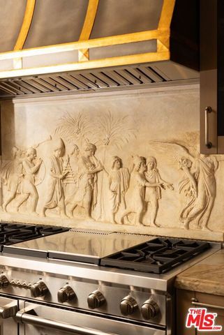 10560 Wilshire Boulevard 2003, Los Angeles, CA 90024