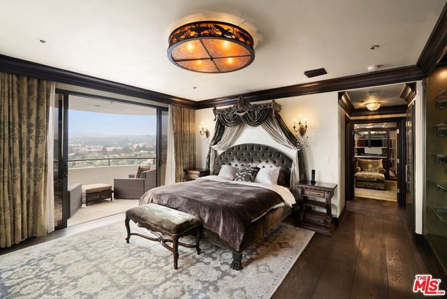 10560 Wilshire Boulevard 2003, Los Angeles, CA 90024