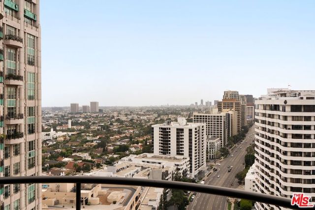 10560 Wilshire Boulevard 2003, Los Angeles, CA 90024