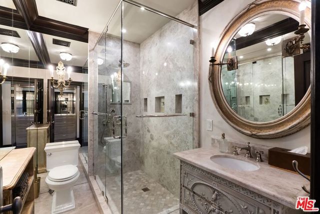 10560 Wilshire Boulevard 2003, Los Angeles, CA 90024