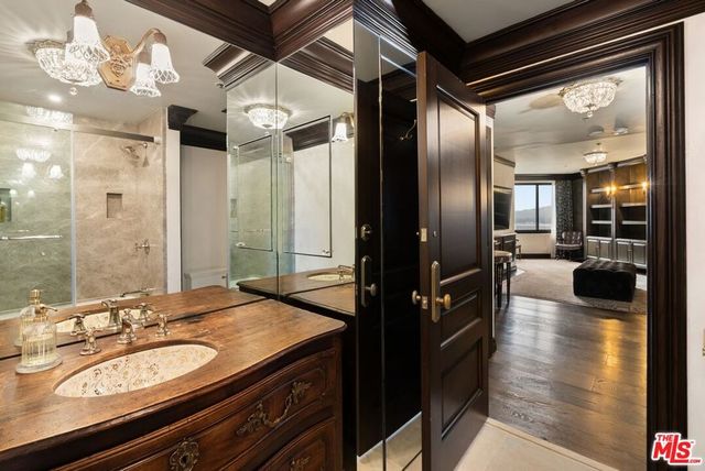 10560 Wilshire Boulevard 2003, Los Angeles, CA 90024