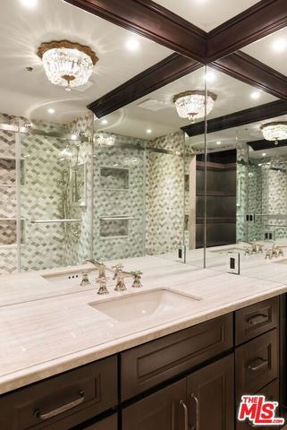 10560 Wilshire Boulevard 2003, Los Angeles, CA 90024