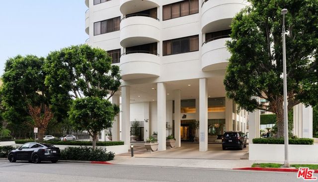 10560 Wilshire Boulevard 2003, Los Angeles, CA 90024