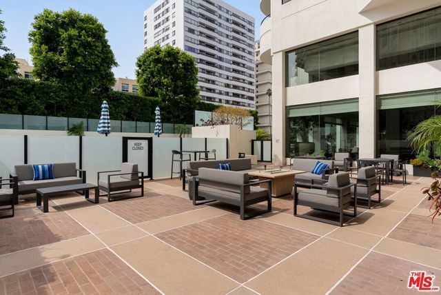 10560 Wilshire Boulevard 2003, Los Angeles, CA 90024