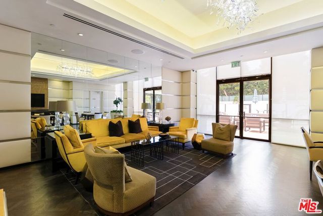 10560 Wilshire Boulevard 2003, Los Angeles, CA 90024