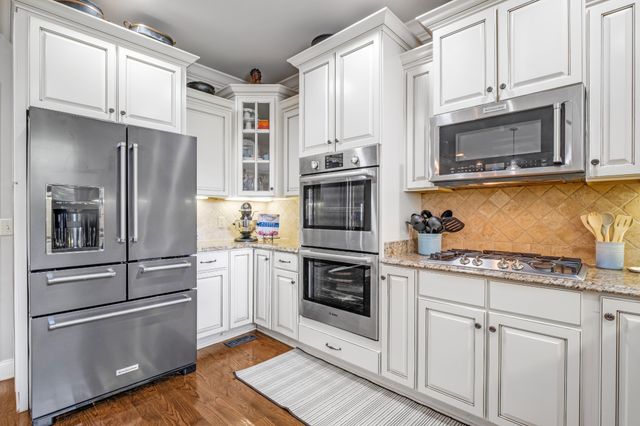 120 Fraser Pl, Hendersonville, TN 37075