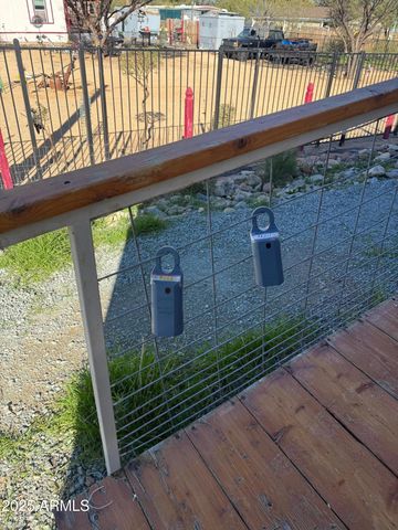 16125 S Apache Drive, Mayer, AZ 86333