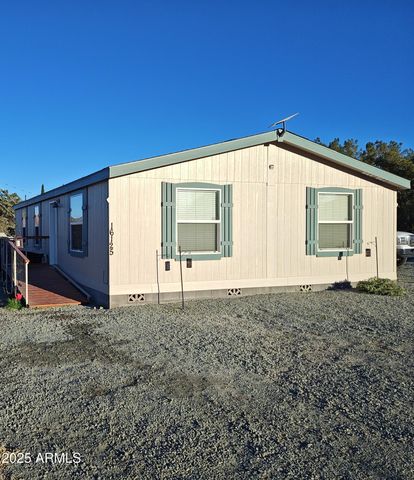 16125 S Apache Drive, Mayer, AZ 86333