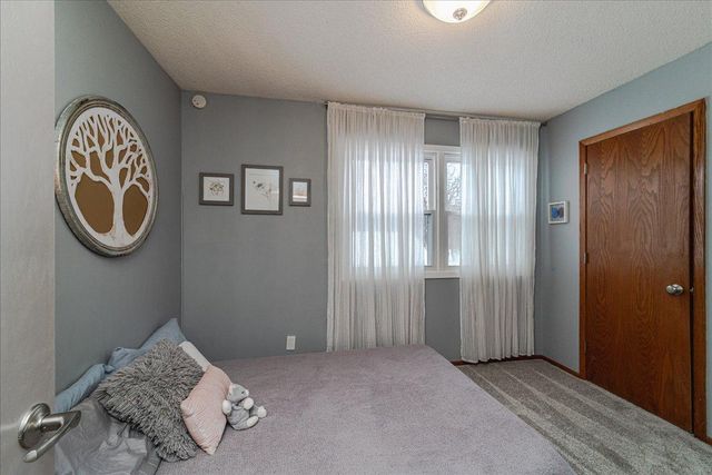 8857 Basswood Road, Eden Prairie, MN 55344