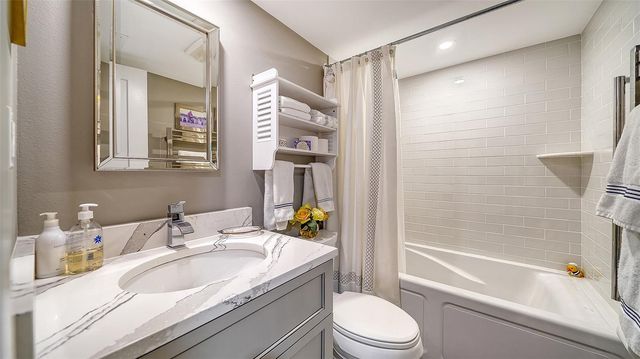 707 S GULFSTREAM AVENUE 505, Sarasota, FL 34236