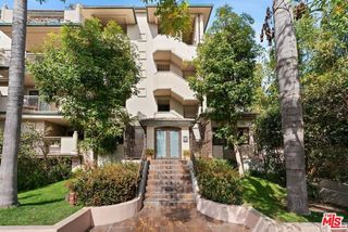 8121 Norton Avenue 202, West Hollywood, CA 90046