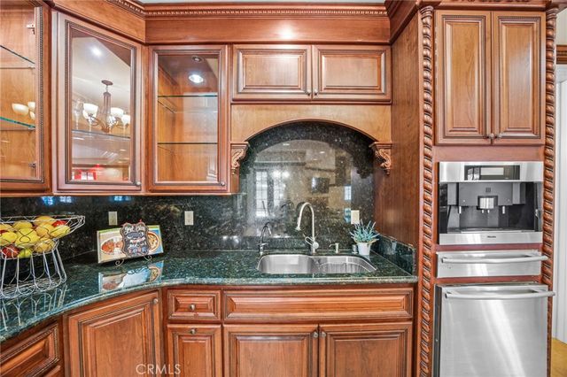 328 N Terrace View Drive, Monrovia, CA 91016