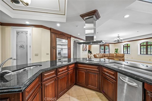 328 N Terrace View Drive, Monrovia, CA 91016