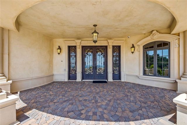 328 N Terrace View Drive, Monrovia, CA 91016
