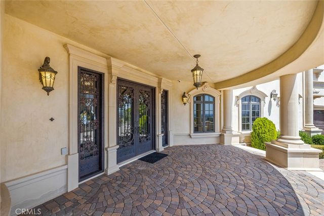 328 N Terrace View Drive, Monrovia, CA 91016