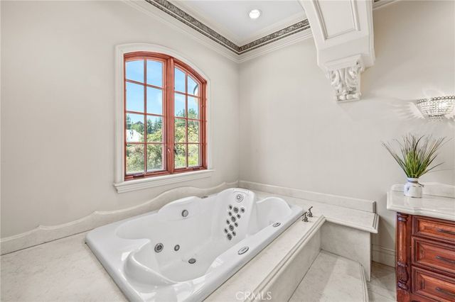 328 N Terrace View Drive, Monrovia, CA 91016