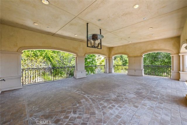 328 N Terrace View Drive, Monrovia, CA 91016