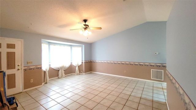 564 W CENTRAL AVENUE, Orange City, FL 32763