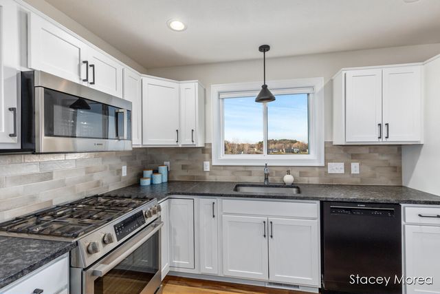 11791 Crystal Ridge Drive Ne, Algoma Twp, MI 49345